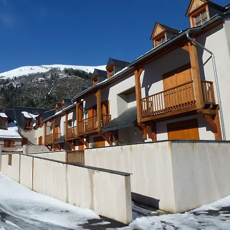 Village Vignec Szálloda