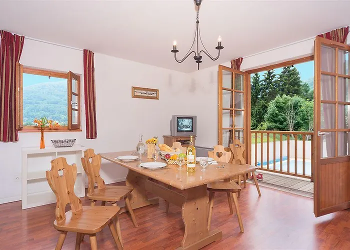 Village Vignec סן-לארי-סולאן