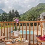 Village Vignec 3*